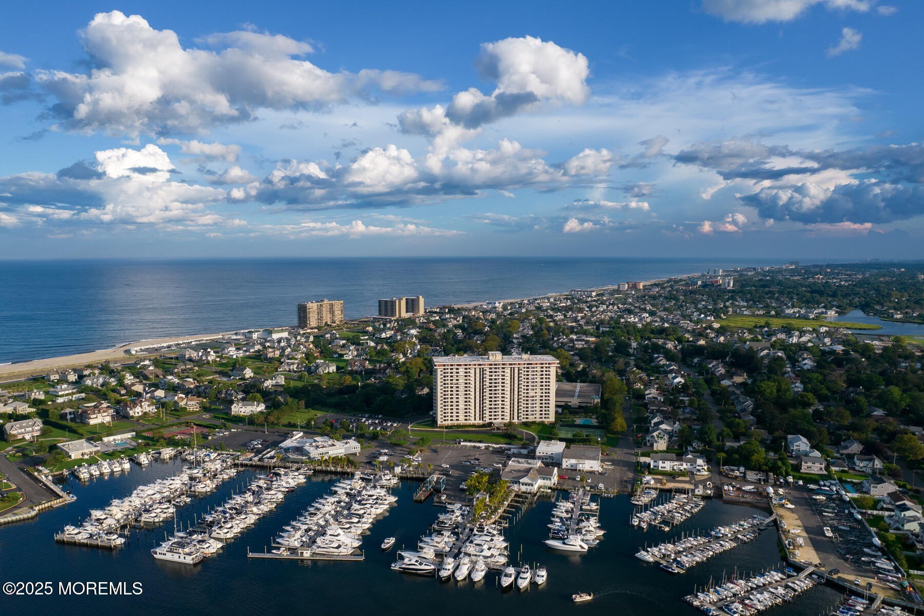 Currently Displayed Property Photo