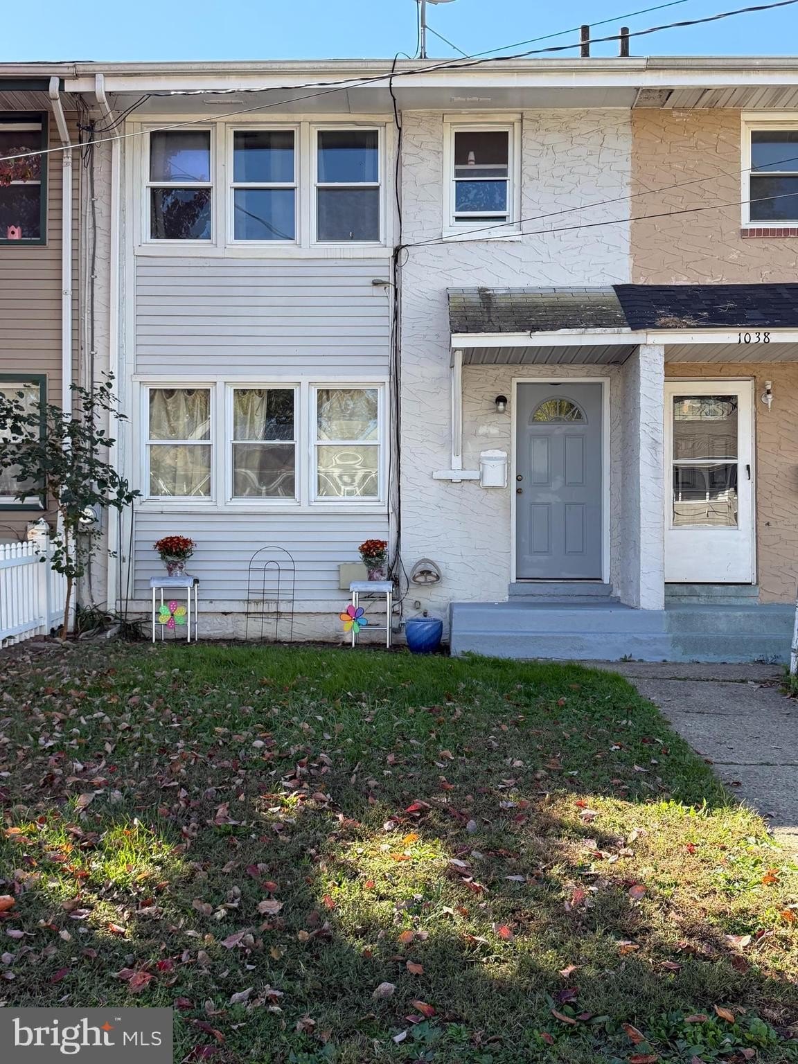 Currently Displayed Property Photo