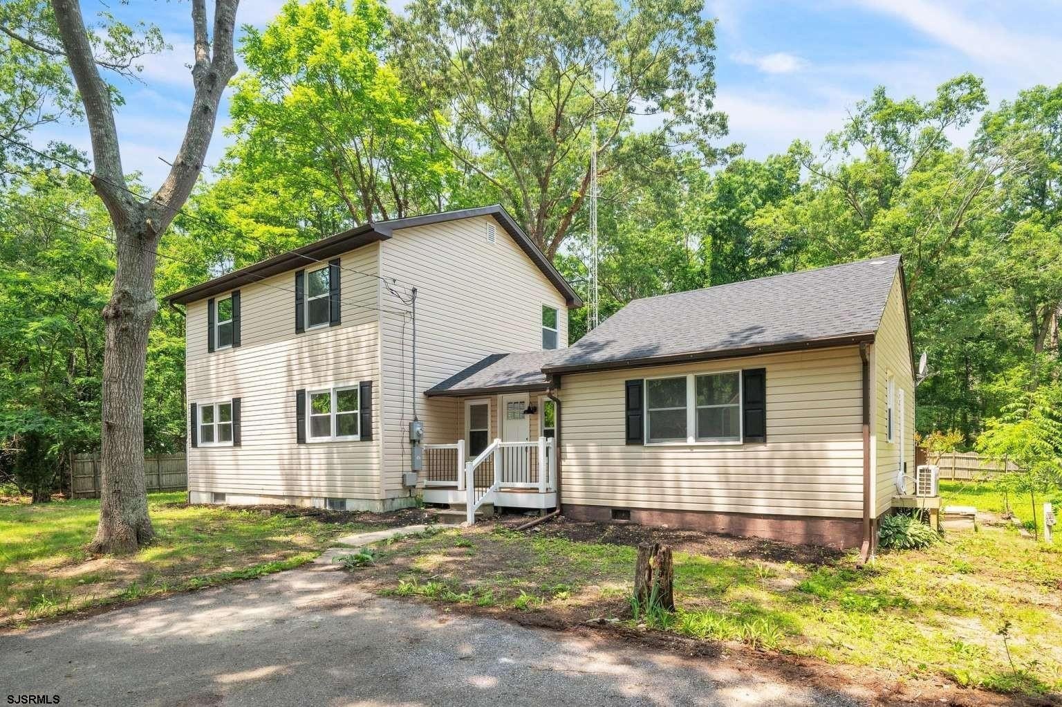 Currently Displayed Property Photo