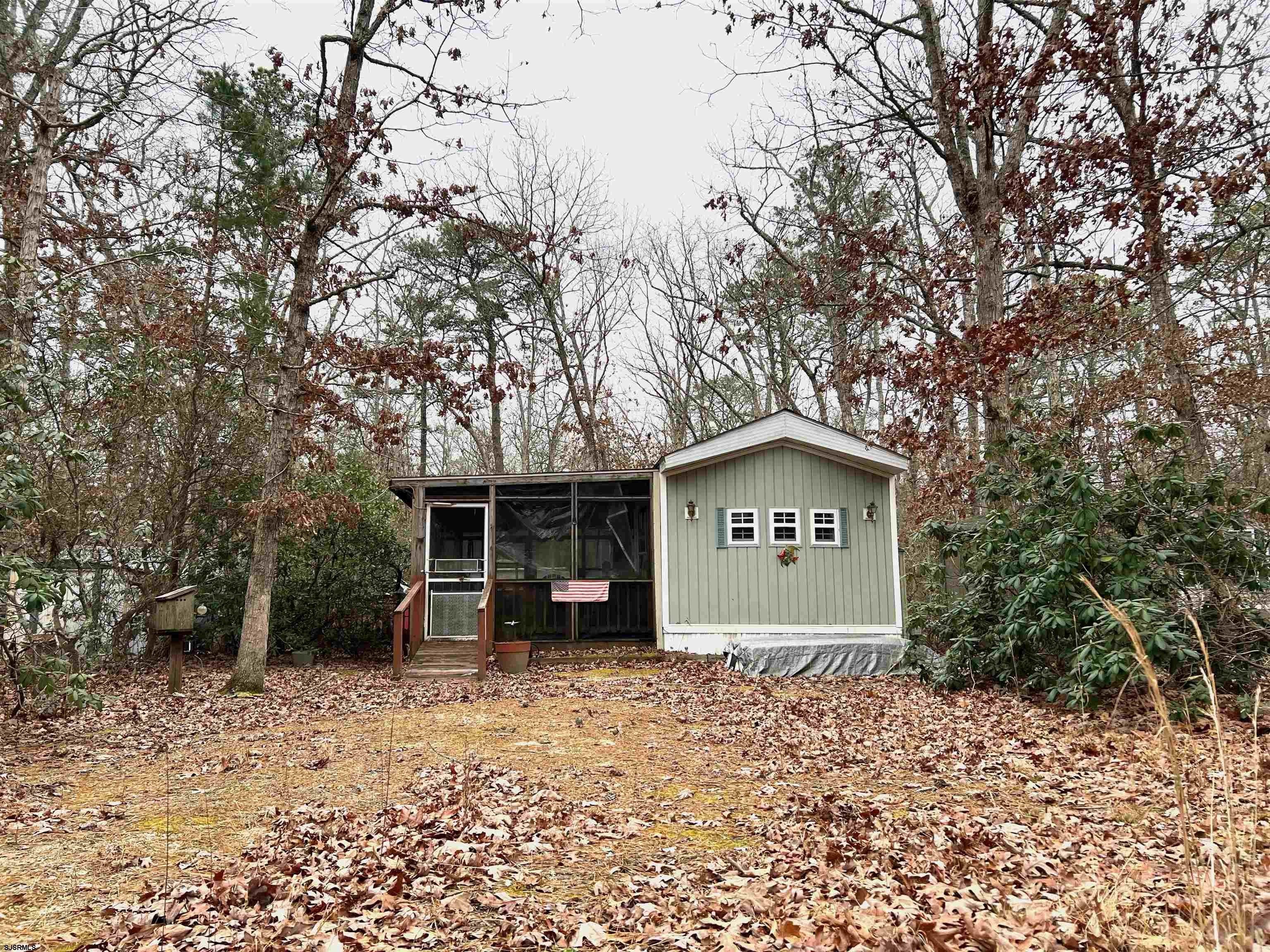 Currently Displayed Property Photo